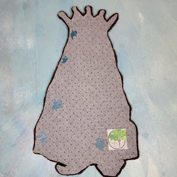 Haunt Couture: Handmade Crowned Ghost Rug – Ghost #5  Tufted Art - Picture 6 of 9